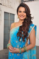 Naziya Saree Stills